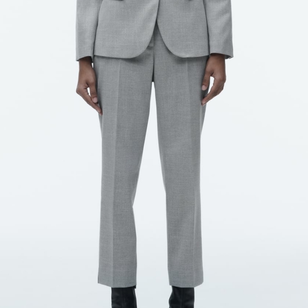 Zara ANKLE PANTS Greay Trousers - Size 4